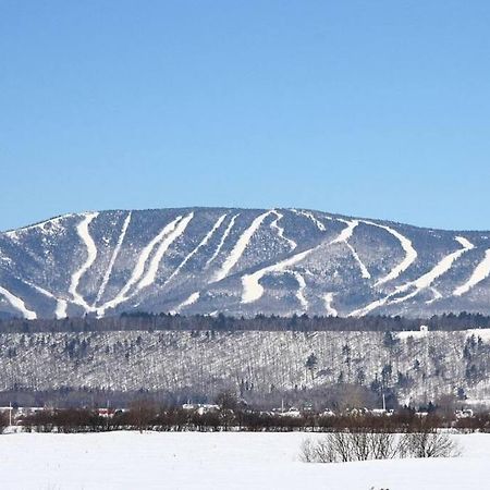 Initial - Boho - Mont-Sainte-Anne Apartment Beaupré Екстериор снимка
